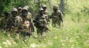 soldati in pattugliamento