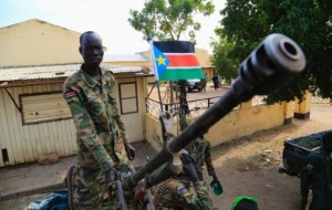 a-south-sudan-soldier-photo-reuteurs-1365874-reuteurs-512x325