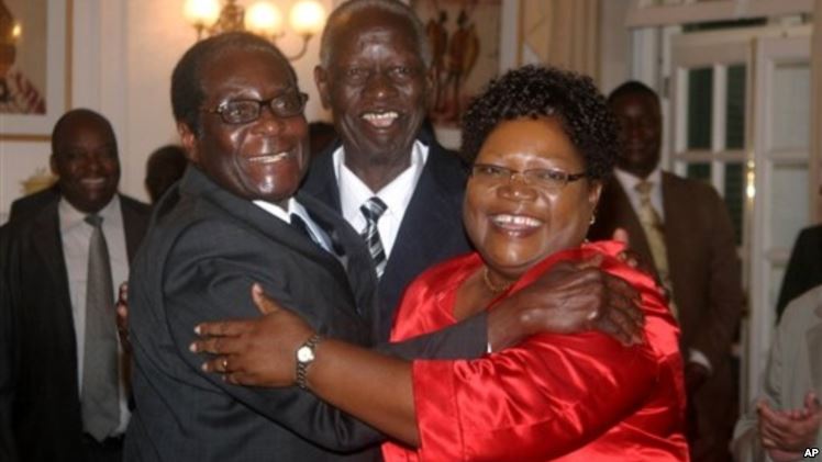 Mugabe e Wujuru