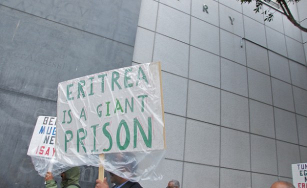 cartello giant prison