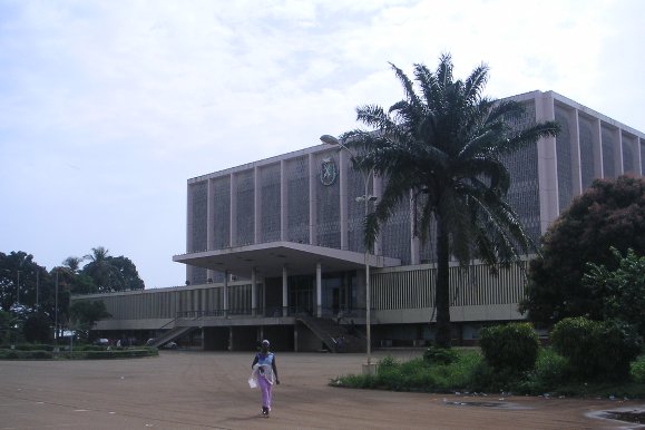 Conakry, Palazzo del Popolo