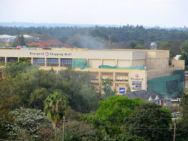 Westgate Mall, a Nairobi, durante l'attacco di Al-Shabaab il 21 settembre 2013 