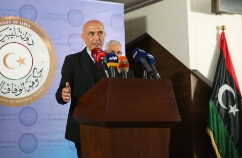 Il ministro all'Interno Marco Minniti a Tripoli.