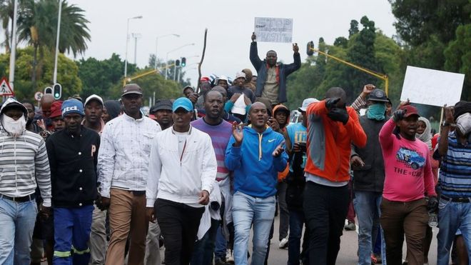 marcia anti migranti a Pretoria, Sudafrica