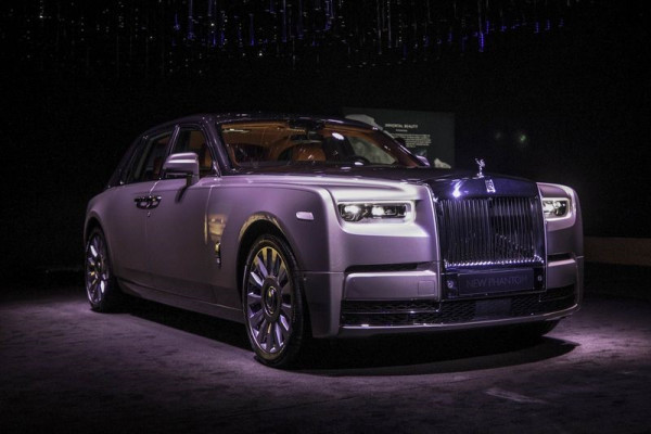 La Rolls Royce Gosth di Grace Mugabe