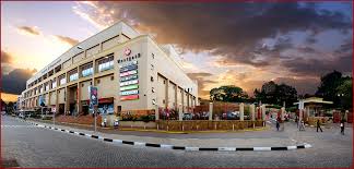 Nairobi, attacco al centro commerciale frequentato dagli stranieri almeno 10 morti (di Massimo A. Alberizzi)