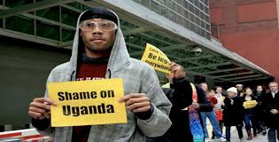 “Boicottate l’Uganda”, appello di Richard Branson dopo l’approvazione della legge contro i gay