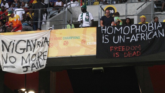 Nigeria, aperta la caccia ai gay, più importante che affrontare la guerra alla corruzione