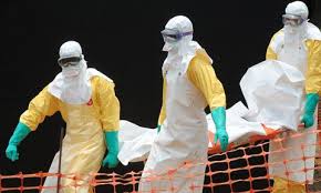 Ebola: contagiato il dottore che combatte il virus comparso ora anche in Nigeria