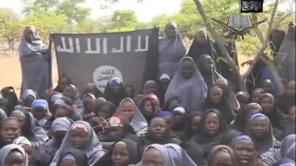 Nigeria trattative in corso per liberare le 300 ragazze rapite