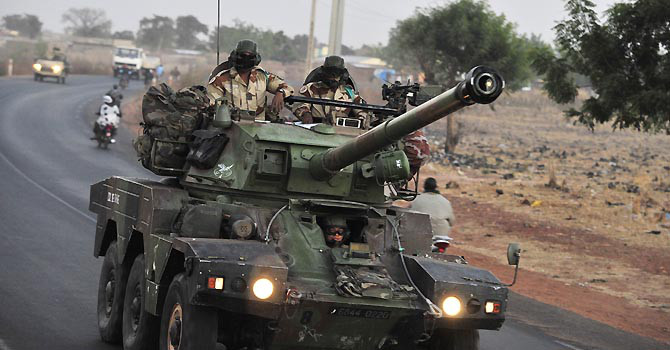 Mali, i francesi intercettano e distruggono un convoglio di Al Qaeda carico d’armi