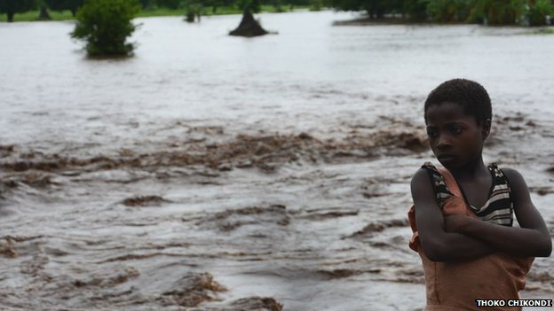 Piogge e alluvioni devastano il Malawi e il Mozambico, decine di morti, 25 alunni travolti in una scuola