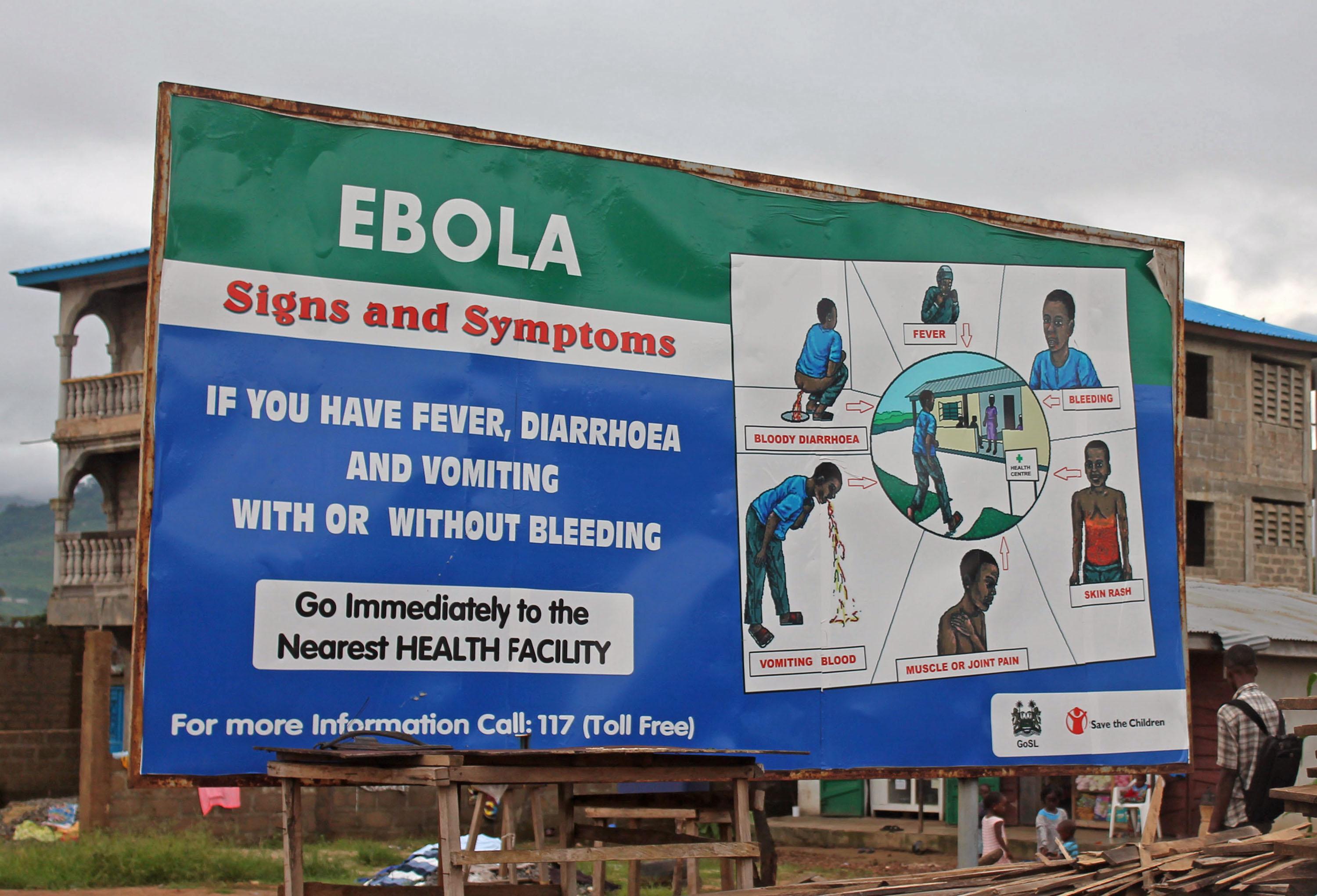 Ebola rallenta ma la paura è ancora grande: picchiati a sangue tre preti in Guinea