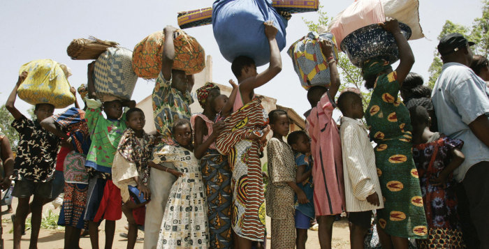 Scappano dai Boko Haram e si rifugiano in Niger: scoppiano i campi profughi
