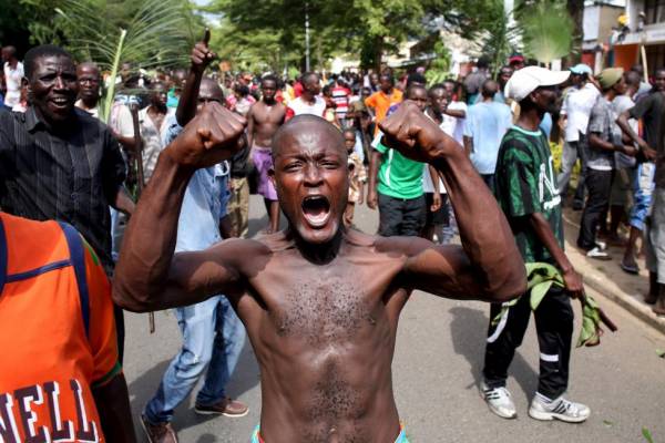 Colpo di Stato in Burundi, destituito il presidente che voleva un terzo mandato