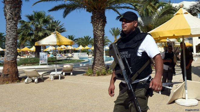 Tunisia, a Sousse un attentato contro i turisti britannici fallì due anni fa
