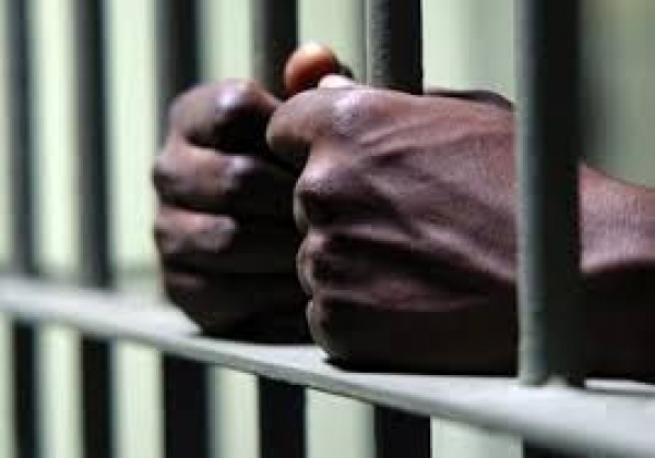Altra scusa: Berardi ha espiato la pena ma resta in carcere in Guinea Equatoriale