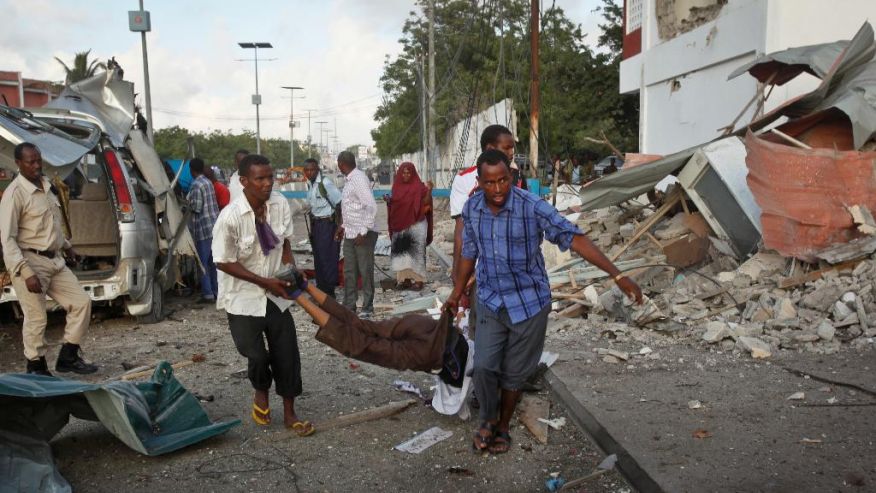 Altro massacro a Mogadiscio: assaltato l’hotel dei giornalisti