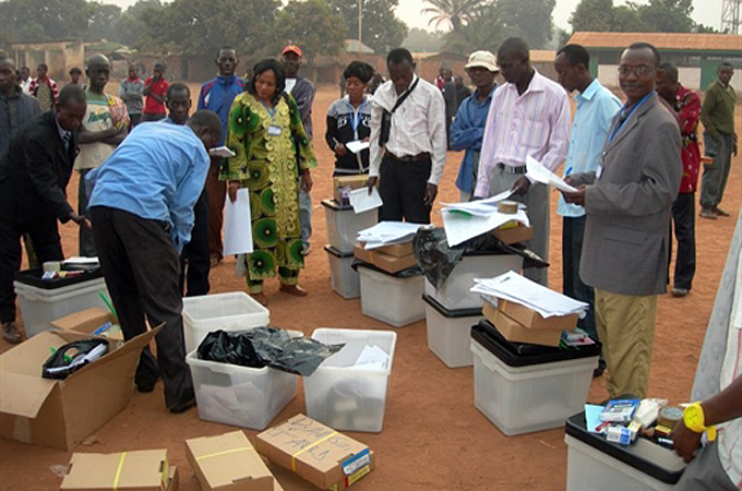 Problemi tecnici: rinviate di tre giorni le elezioni presidenziali in Centrafrica
