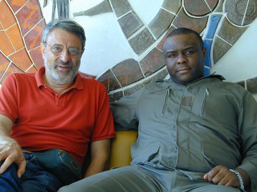 Massimo Alberizzi, direttore di Africa ExPress, e Jean-Pierre Bemba a Gbadolite dove il capo ribelle aveva installato il suo quartier generale, nel 2001