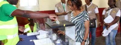 Un seggio elettorale (foto ENCA)