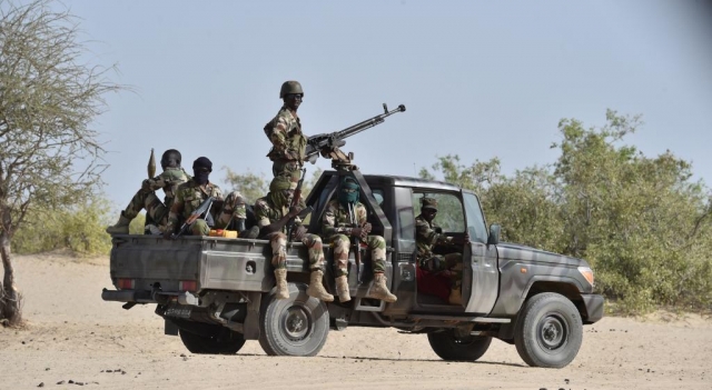 Jihadisti attaccano campo profughi maliani in Niger: 22 soldati morti e 5 feriti