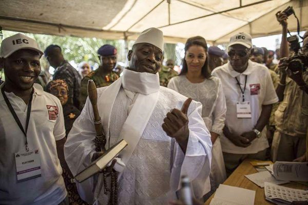 Gambia: ECOWAS pronta ad intervento militare se Jammeh non lascia potere