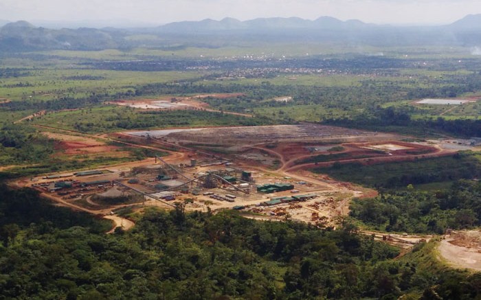 Assalto alla miniera d’oro: rapiti cinque minatori (uno è francese) nel Congo-K