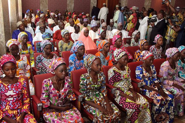 Nigeria, libere ottanta ragazze rapite dai Boko Haram a Chibok nel 2014