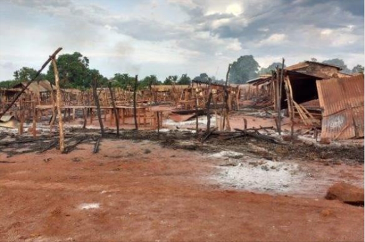 Centrafrica: 13 gruppi armati firmano la pace ma la guerra non si ferma