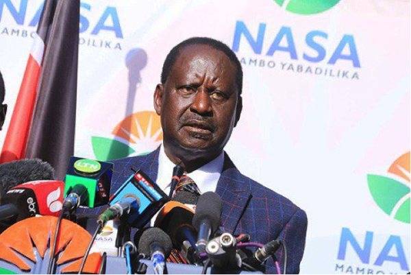 I militanti di Raila aggrediscono i giornalisti e lui ribatte: “Datemi le riprese TV che li punirò”