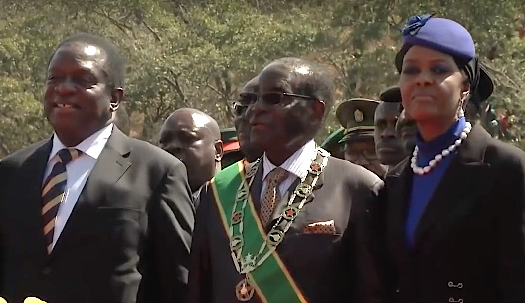 Mnangagwe, Mugabe e la moglie Grace