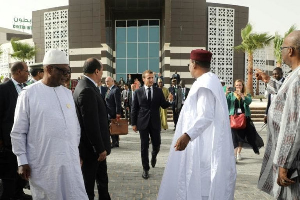Emmanuel Macron, il presidente della Francia, in Mauritania per il vertice dell'UA