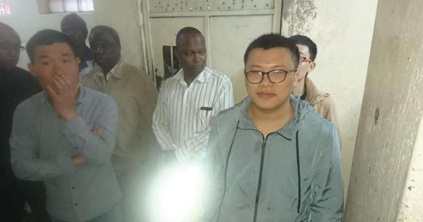 Alcuni dei costruttori cinesi arrestati