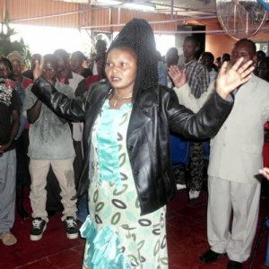 La "profetessa guaritrice" Lucy Nduta