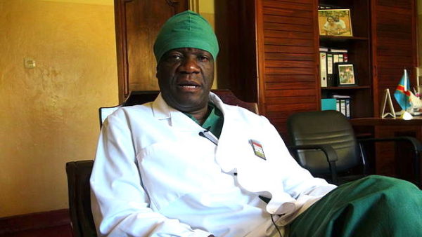 Il ginecologo e ostetrico Denis Mukwege nel suo ospedale in Congo