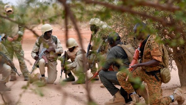 Burkina Faso nel caos, attacchi continui dei terroristi contro i militari