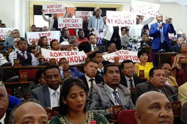Lotta alla corruzione in Madagascar: rischio galera per metà dei deputati