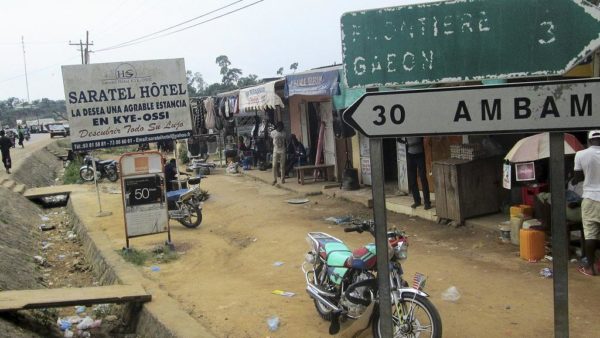 Guinea Equatoriale: muro al confine con il Camerun contro invasioni di migranti