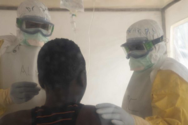 Ebola, oltre 2000 morti in 13 mesi nel Congo-K: Guterres esorta: “Fare di più”