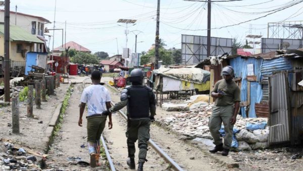 Guinea: condannati gli oppositori al terzo mandato di Alpha Condé