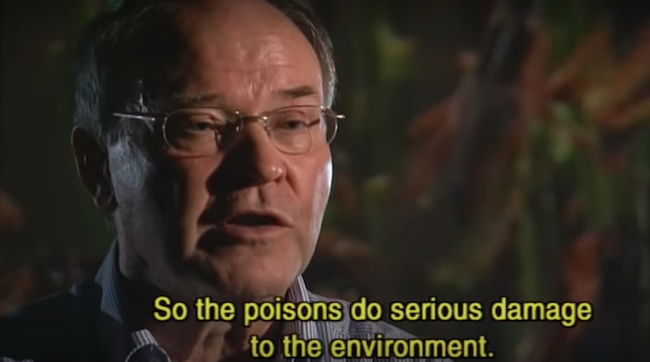 Lo scienziato Hans-Jorg Ferenz, dell'Università di Halle durante l'intervista del documentario