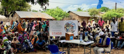Mozambico, Cabo Delgado, sfollati in attesa di aiuti alimentari (Courtesy UNHCR)