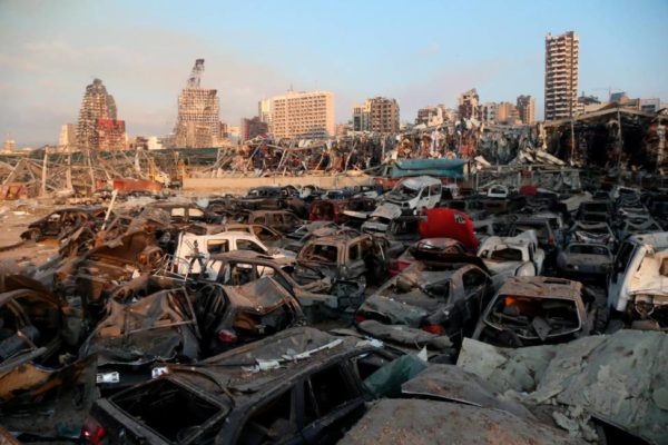 Esplosione a Beirut bomba
