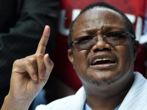 Tanzania: arrestato, interrogato due ore e rilasciato il leader dell’opposizione