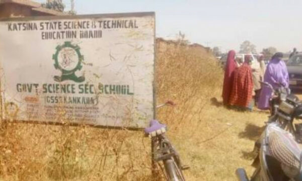 Nigeria: Boko Haram rapisce oltre 300 studenti nello stato di Katsina