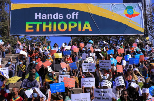 Etiopia, il regime mobilita la piazza contro le sanzioni decise da Washington