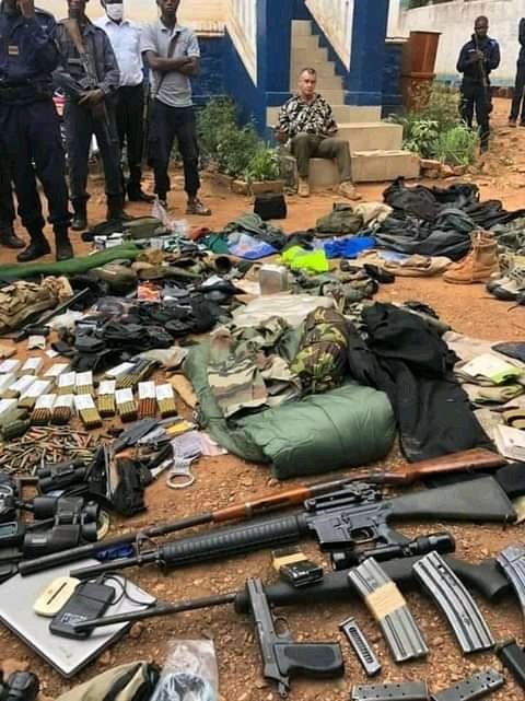 Arrestato francese in Centrafrica. La polizia: “Nascondeva arsenale in casa”