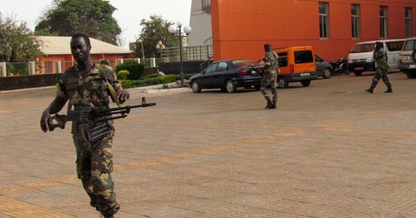 Colpo di Stato in Guinea Bissau: militari cercano di destituire il presidente