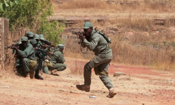 La difesa dei mercenari russi non regge:  decine di militari morti per attacco jihadista in Mali